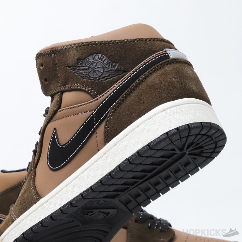 Air Jordan 1 Mid SE Dark Chocolate Dot Perfect